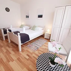 Roko 3* Kastela