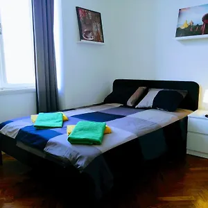 Guest house Zpula Center And
