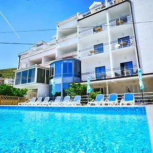 Bavaria Trogir 3* Seget Donji