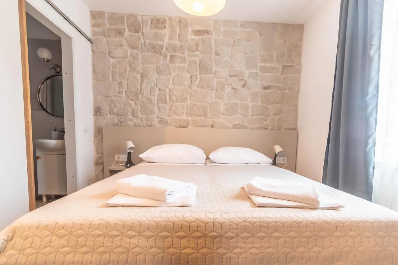 *** Guest house L&B City Center Studios Apartments Croatia