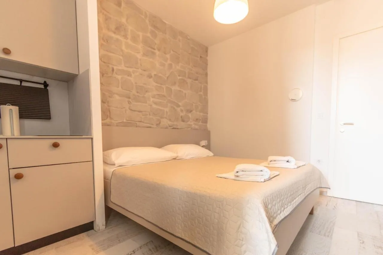 *** Guest house L&B City Center Studios Apartments Croatia